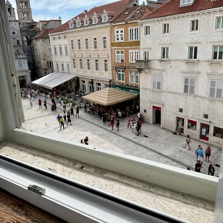 Heritage Loft On Narodni Trg *